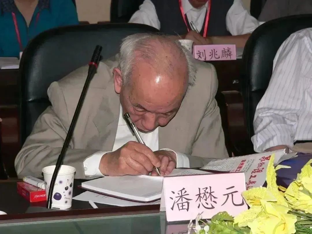 4.jpg 4.jpg