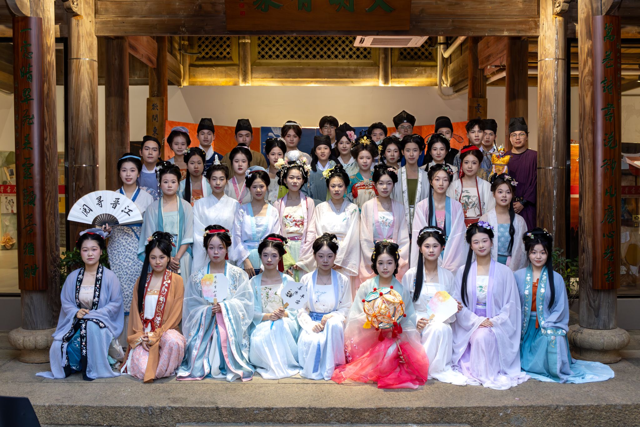 穿“阅”古今,阅见未来,沉浸式演绎让典籍“开口说话”