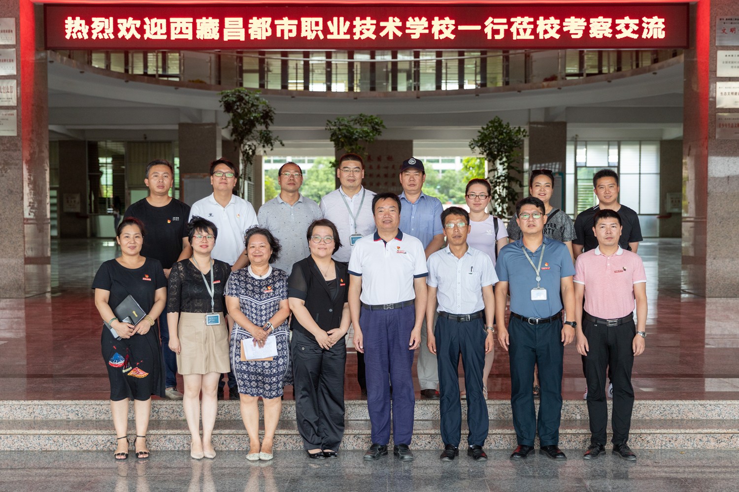 DHY_2969_副本.jpg DHY_2969_副本.jpg