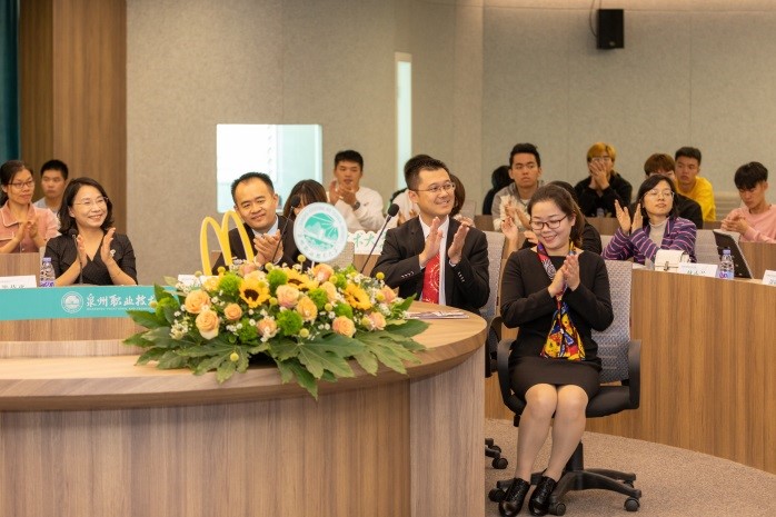 图片3.jpg 图片3.jpg
