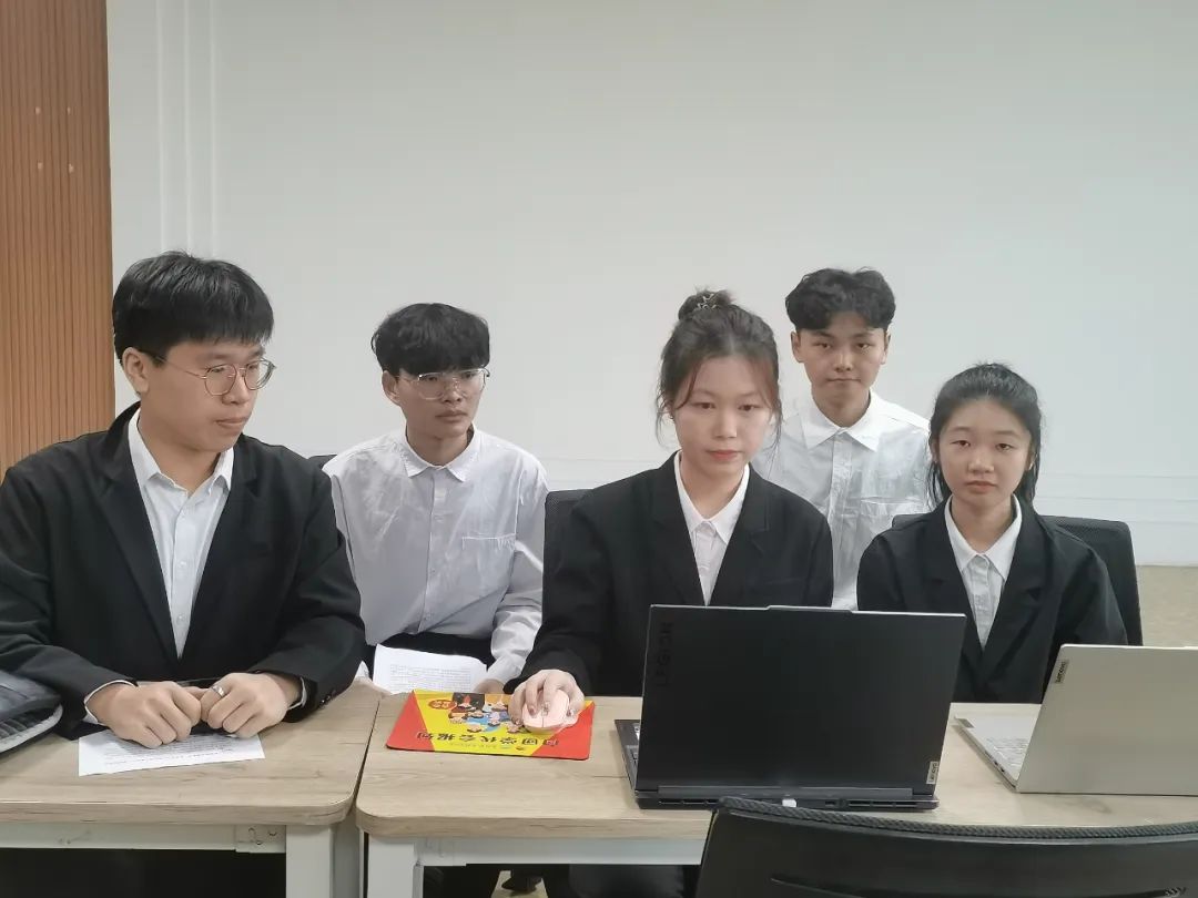 郭学超4.jpg 郭学超4.jpg