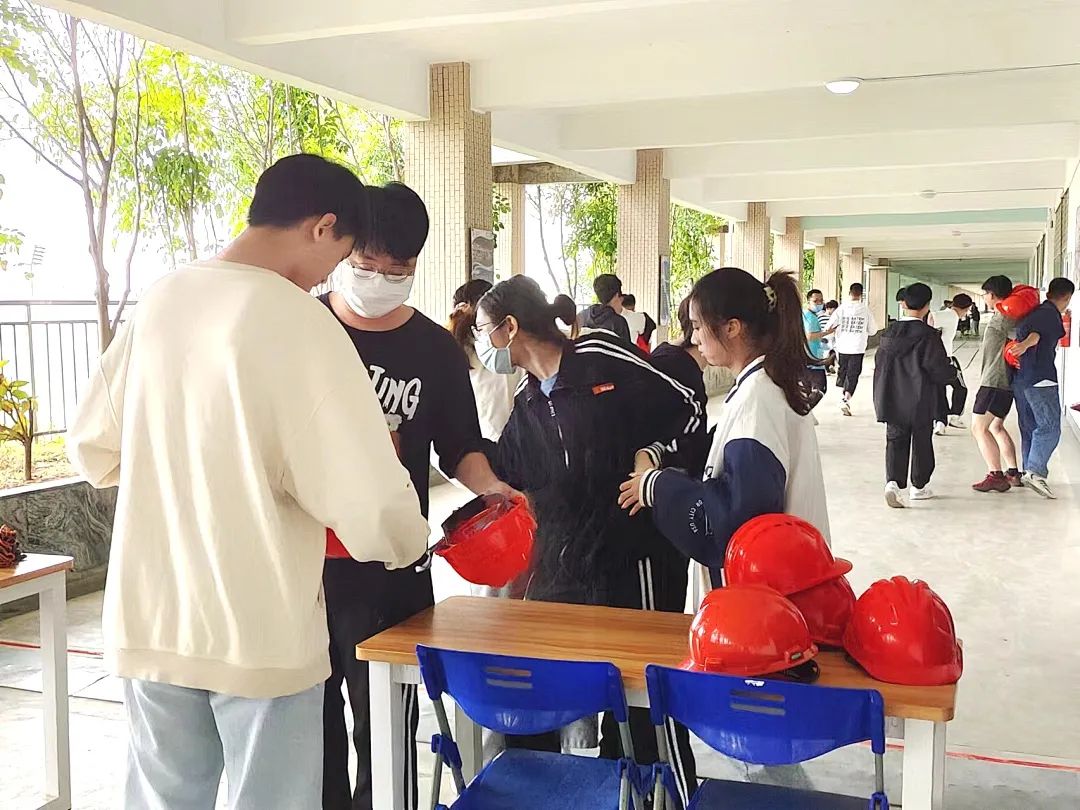 9b82fd80f82df97a9cab0f9388256ea1.jpg 9b82fd80f82df97a9cab0f9388256ea1.jpg