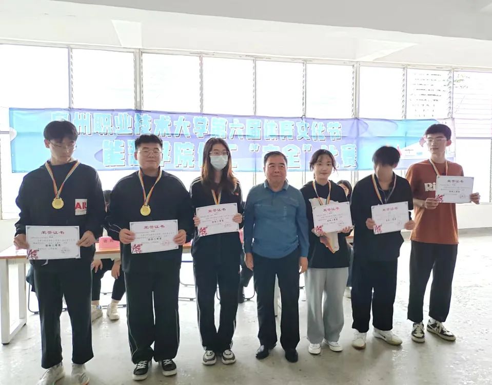 37e8ba72e3ce1b24d5fe54f093166985.jpg 37e8ba72e3ce1b24d5fe54f093166985.jpg