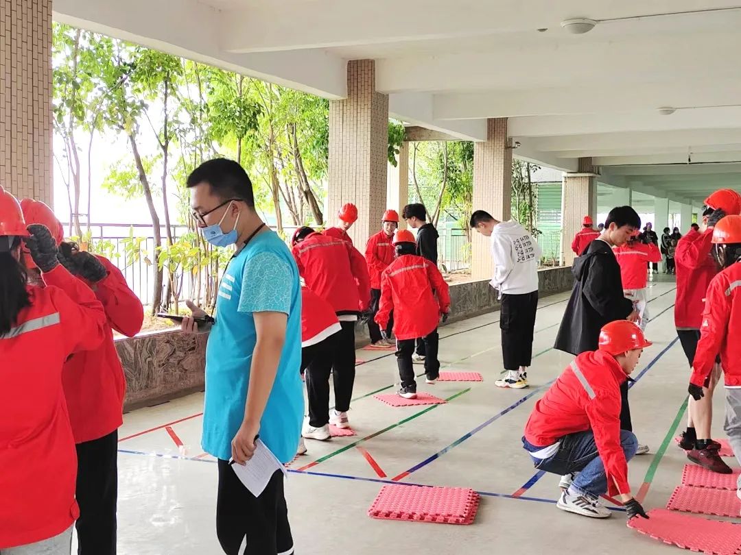 a138f7ab5d563dbb4b25852431accdcb.jpg a138f7ab5d563dbb4b25852431accdcb.jpg