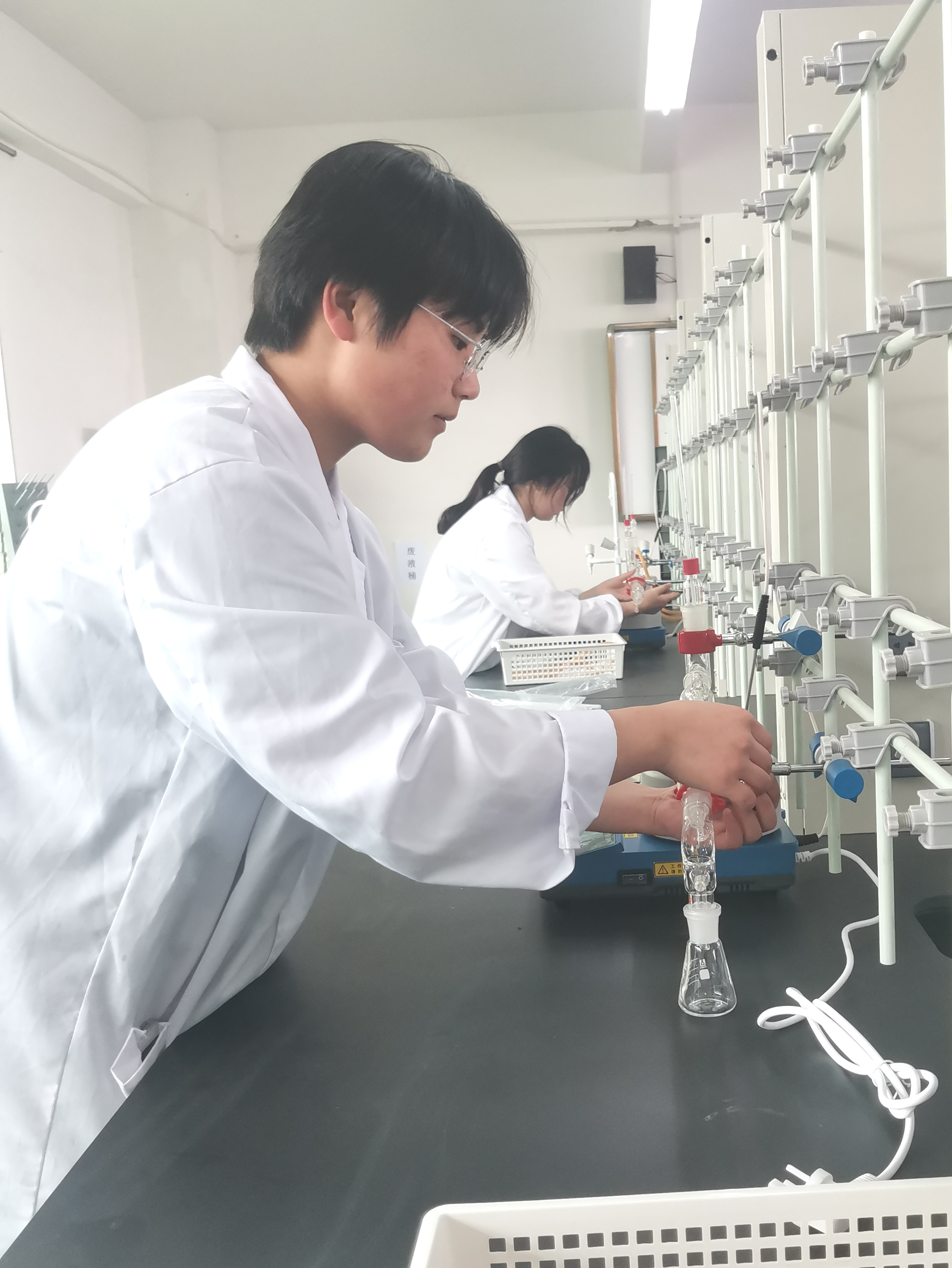 图片2.png 图片2.png