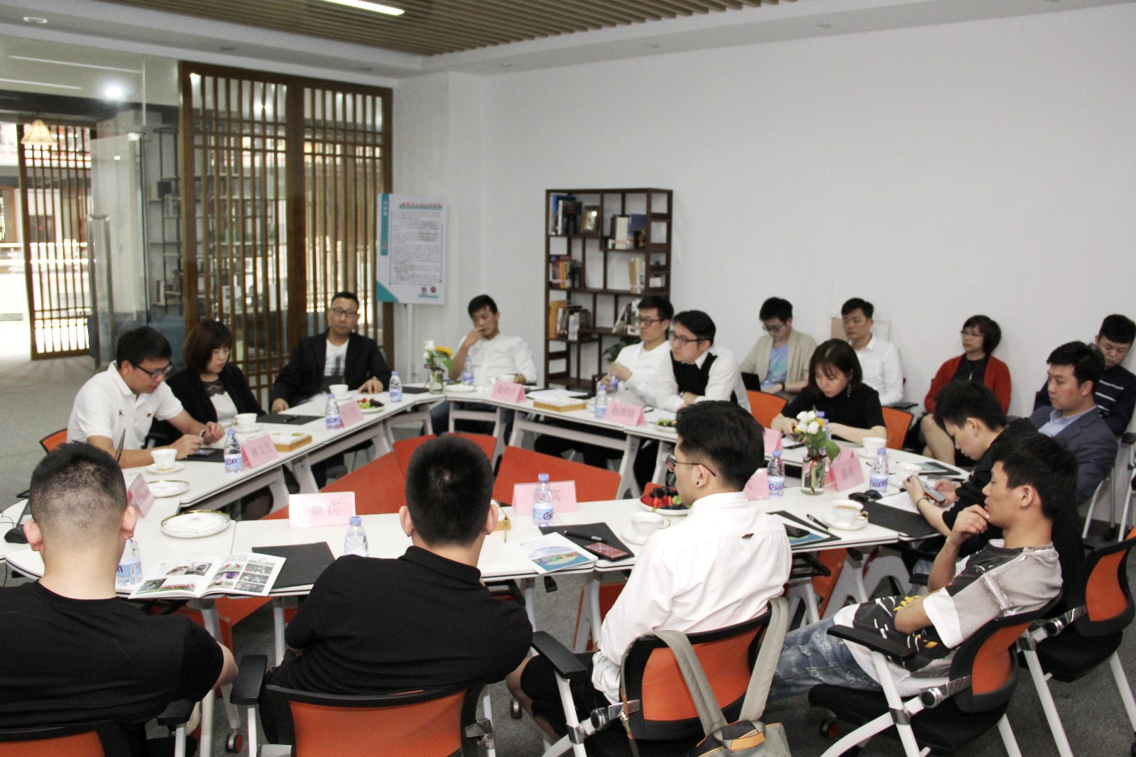 微信图片_20190420214044.jpg 微信图片_20190420214044.jpg