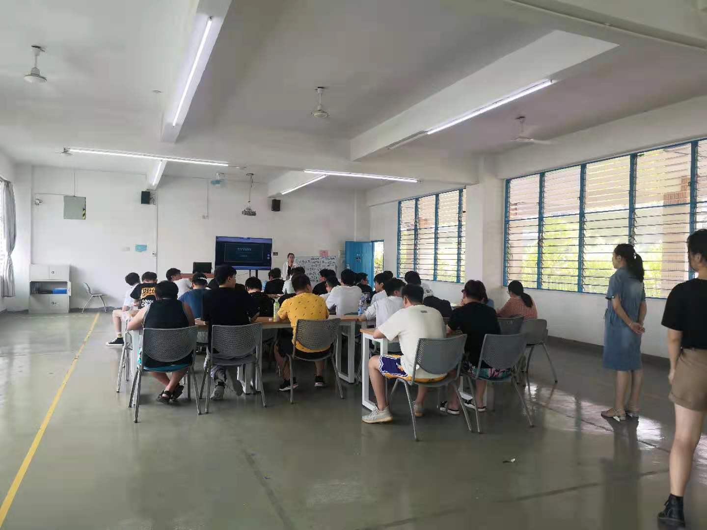 微信图片_20210830230607.jpg 微信图片_20210830230607.jpg